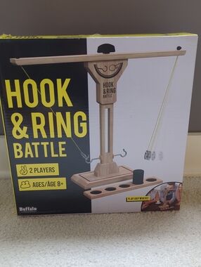 Buffalo David Bitton Hook & Ring Battle Game